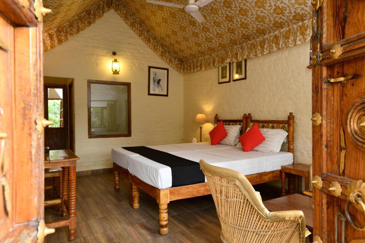 Hotel Sunbird Bharatpur Dış mekan fotoğraf