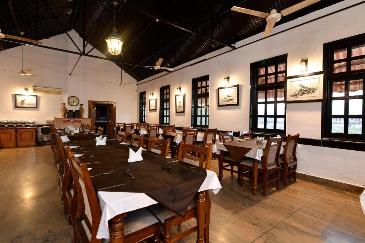 Hotel Sunbird Bharatpur Dış mekan fotoğraf