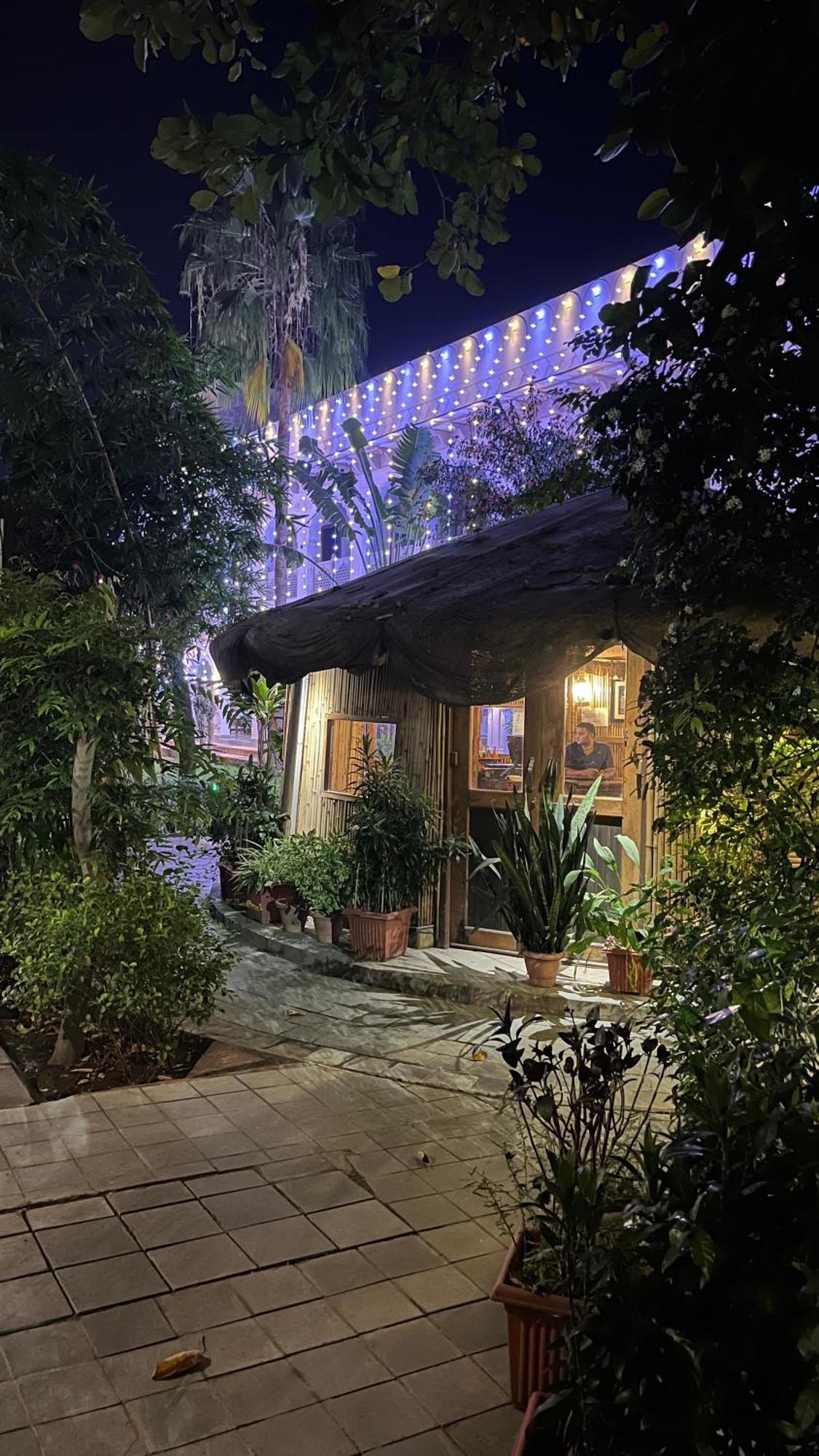 Hotel Sunbird Bharatpur Dış mekan fotoğraf