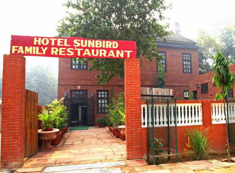 Hotel Sunbird Bharatpur Dış mekan fotoğraf